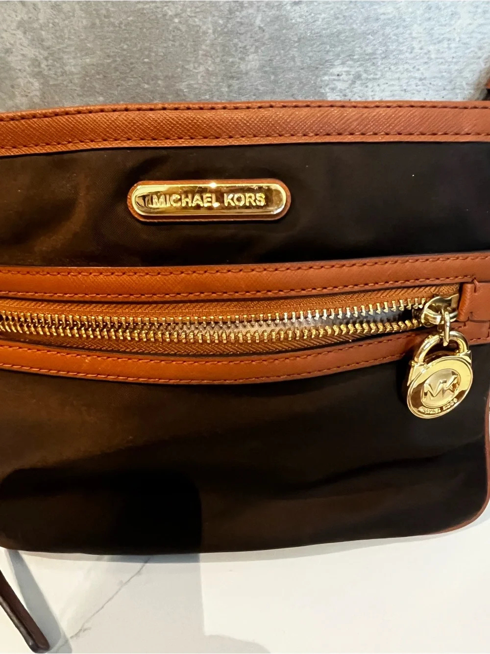 Michael Kors 6x9” brown crossbody bag-like new